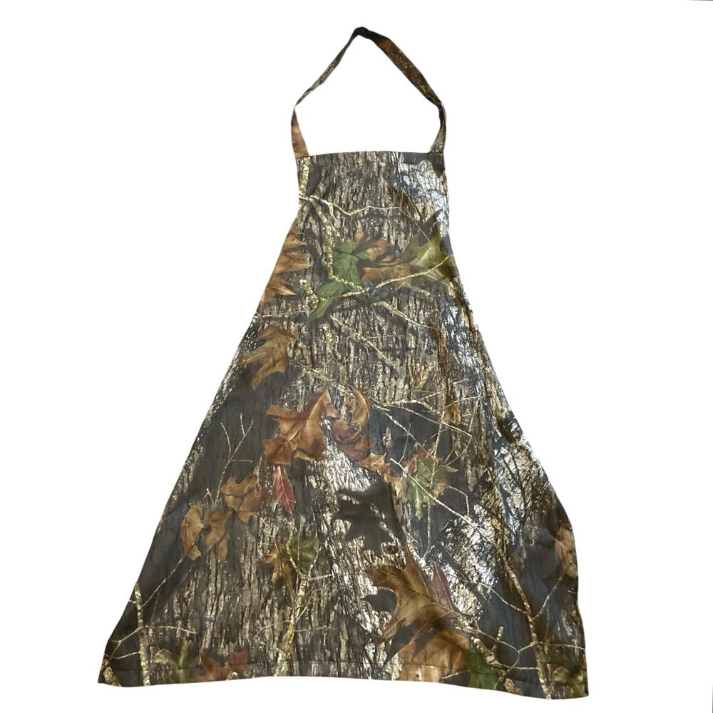 Mossy Oak Camo Apron NWT Hunting Outdoor Cooking Grilling  BBQ Polyester